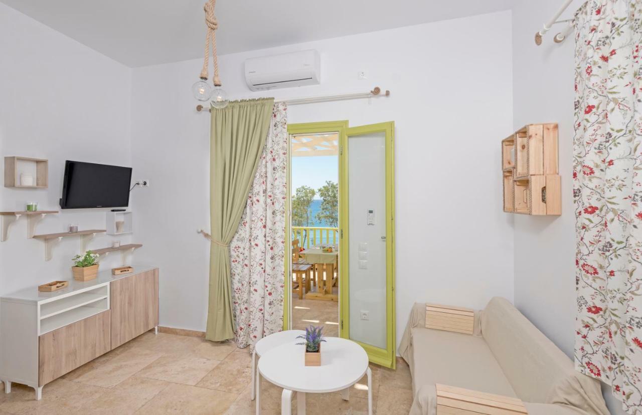 Parathinalos Beach House Livadi  Exterior photo