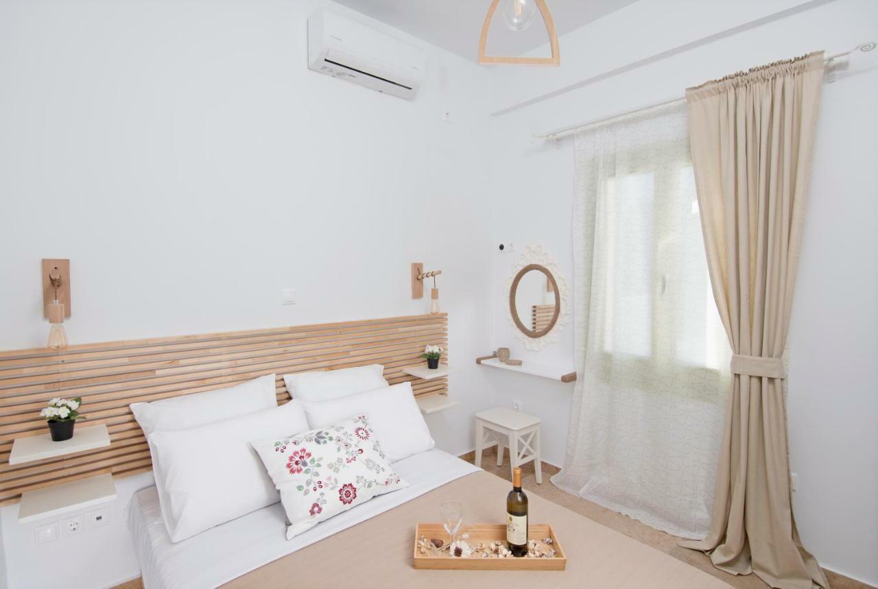Parathinalos Beach House Livadi  Exterior photo